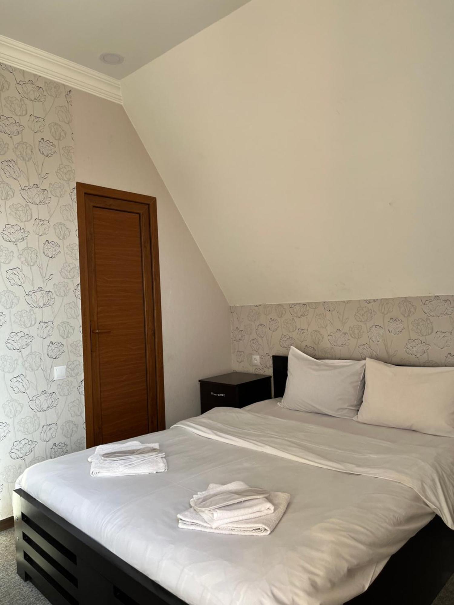7 Rooms Tbilisi Exterior photo