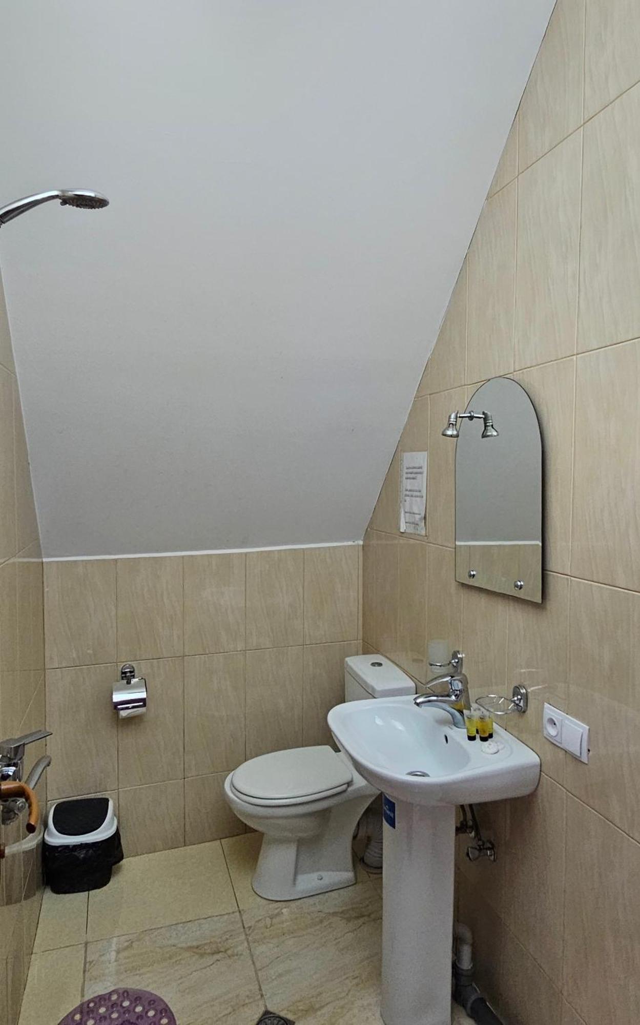 7 Rooms Tbilisi Exterior photo