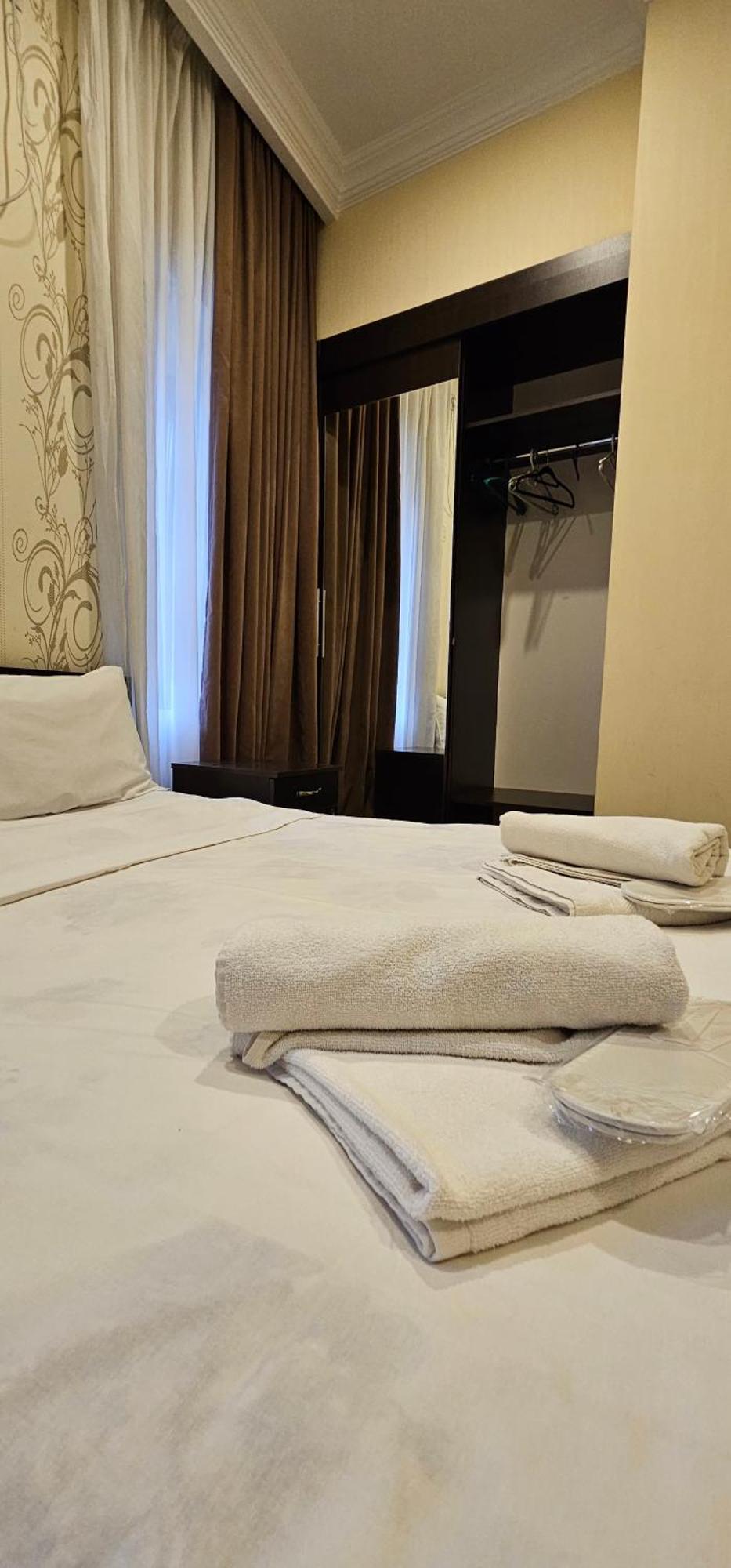 7 Rooms Tbilisi Exterior photo